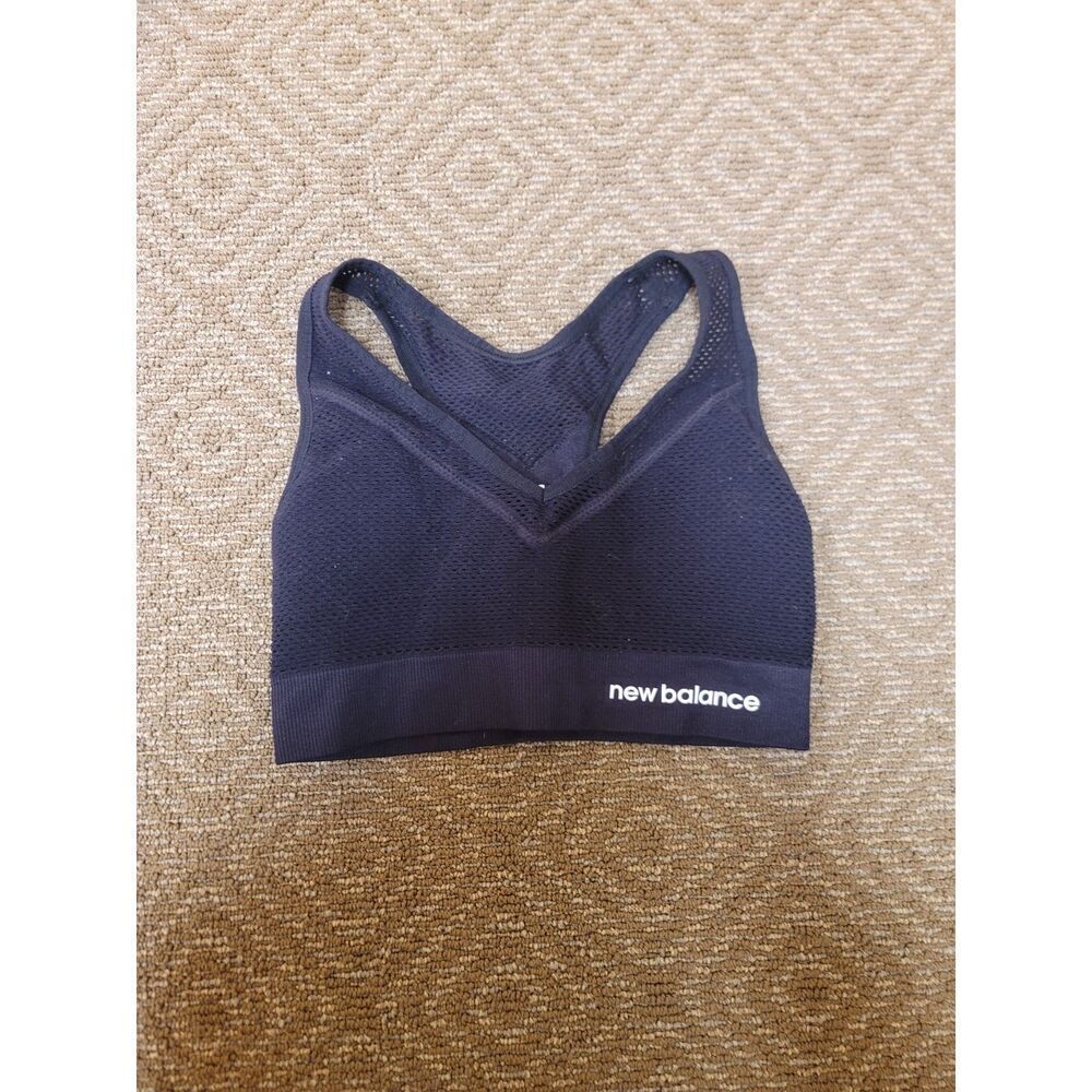 ~ Womens black New Balance sports bra - size M